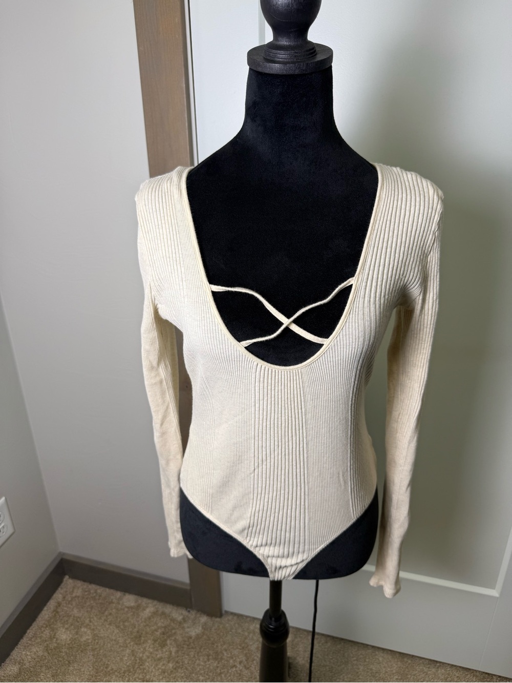 Aerie Cream Off White Ribbed Bodysuit Strappy Criss‎ Cross Casual Stretch Lg